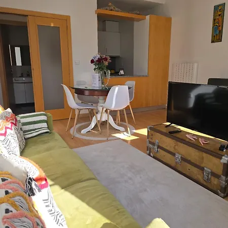 Beautiful & Calm In Bolhao Apartment